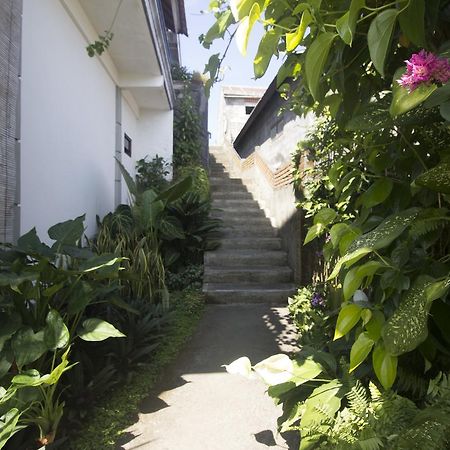 Dangin Mangkalan Homestay Munduk Kültér fotó