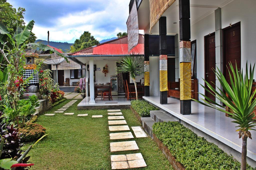 Dangin Mangkalan Homestay Munduk Kültér fotó