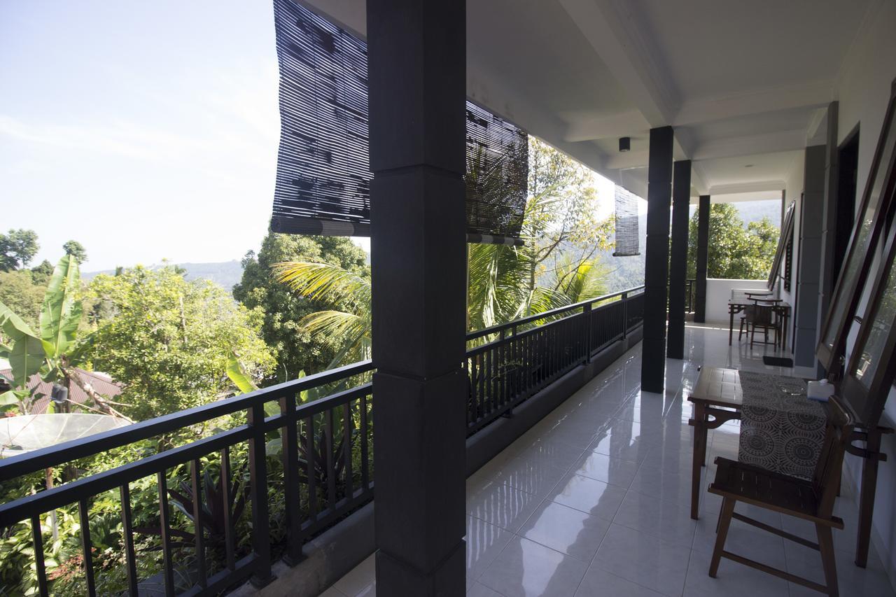 Dangin Mangkalan Homestay Munduk Kültér fotó
